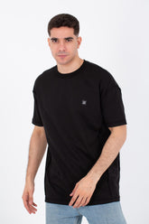 Mens Oversize Basic Plain T-shirt With A Round Neck And A Tomato Patch On The Front