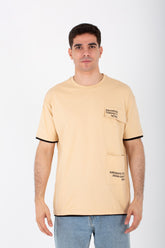 Mens Oversized T-shirt With Short Sleeves And A Front Print With A Distinctive Pocket On The Front