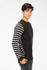 Men's Round Neck Pullover With Sleeves & Back Striped