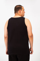 تي شيرت رجالي بمقاس كبير وياقة واسعة وطبعة نص أمامية