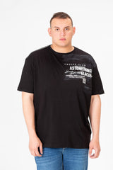 تي شيرت رجالي كبير الحجم مطبوع برقبة دائرية ونصف كم