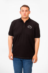 تي شيرت بولو رجالي كبير الحجم بأكمام نصفية وسحاب نصفي وطبعة أمامية