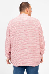 قميص رجالي كبير الحجم بأكمام طويلة وأزرار