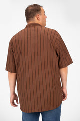 قميص رجالي مخطط بنصف كم وأزرار أمامية عالية الجودة بمقاس كبير