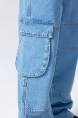 بنطلون جينز كارجو رجالي بقصّة Slim Fit مع جيوب جانبية