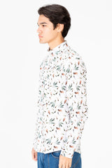 قميص رجالي أبيض مطبوع بأكمام طويلة من قماش البوبلين بقصّة Slim Fit