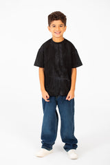 تي شيرت للأولاد مطبوع كبير الحجم برقبة دائرية وأكمام قصيرة