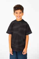 تي شيرت للأولاد بقصّة عادية وقبة دائرية وأكمام نصفية مصبوغة بالربطة