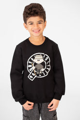 سويت شيرت للأولاد برقبة دائرية وطبعة جرافيكية على الجهة الأمامية