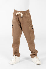 بنطلون جبردين فضفاض للأولاد بقصّة عصرية فريدة