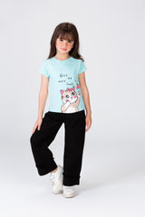 Girls T-shirt Regural Fit With Comfortable Material