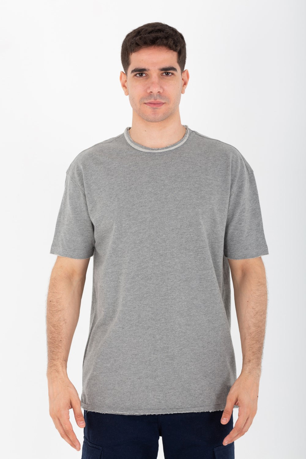 Mens Oversize Basic Plain T-shirt With Short Sleeves And A Round Neck