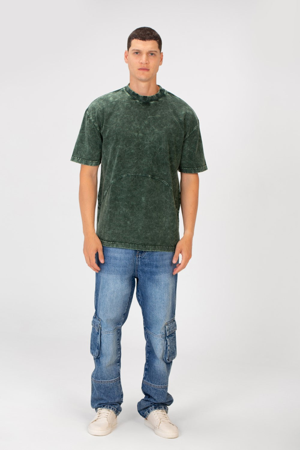 تي شيرت رجالي عصري كبير الحجم بأكمام قصيرة ورقبة دائرية