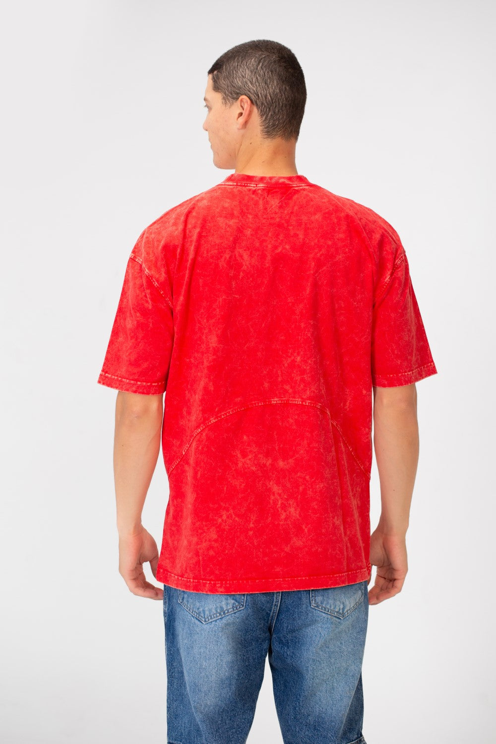 تي شيرت رجالي عصري كبير الحجم بأكمام قصيرة ورقبة دائرية