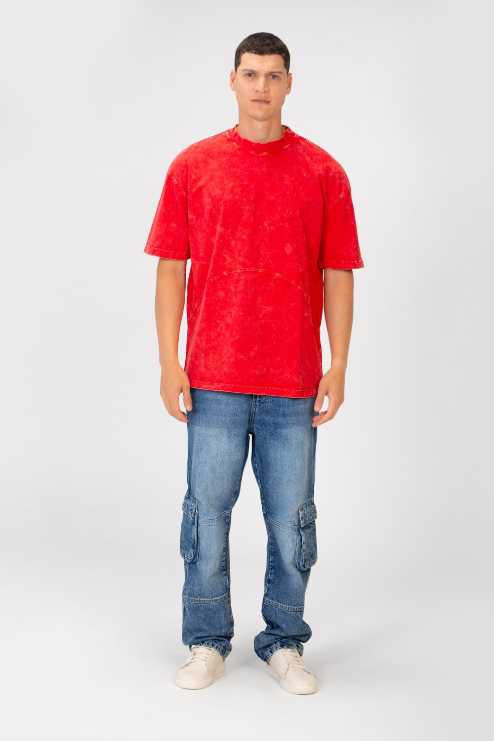 تي شيرت رجالي عصري كبير الحجم بأكمام قصيرة ورقبة دائرية