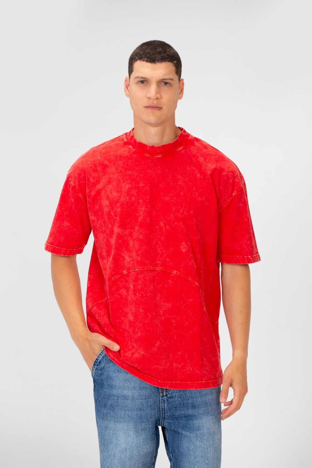 تي شيرت رجالي عصري كبير الحجم بأكمام قصيرة ورقبة دائرية