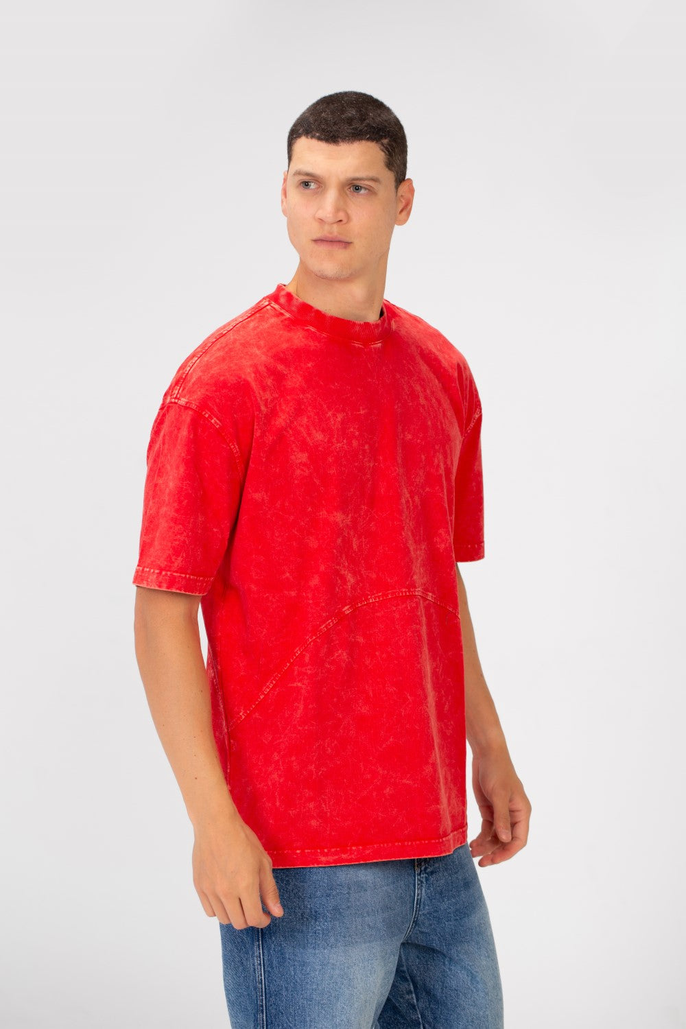 تي شيرت رجالي عصري كبير الحجم بأكمام قصيرة ورقبة دائرية