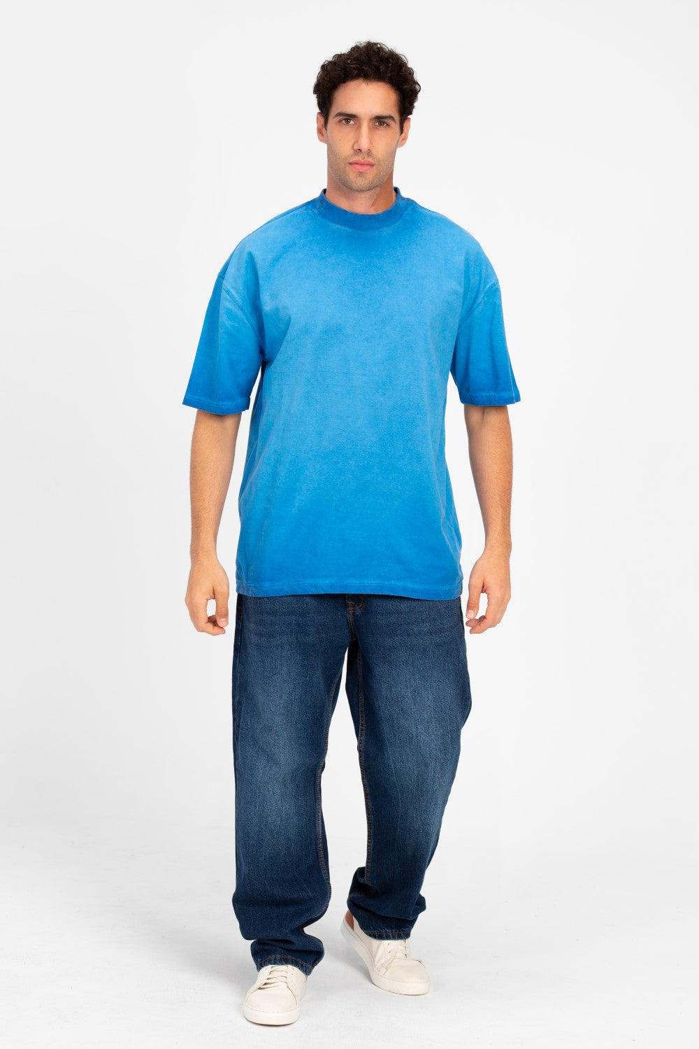 تي شيرت رجالي أساسي كبير الحجم بأكمام نصف دائرية