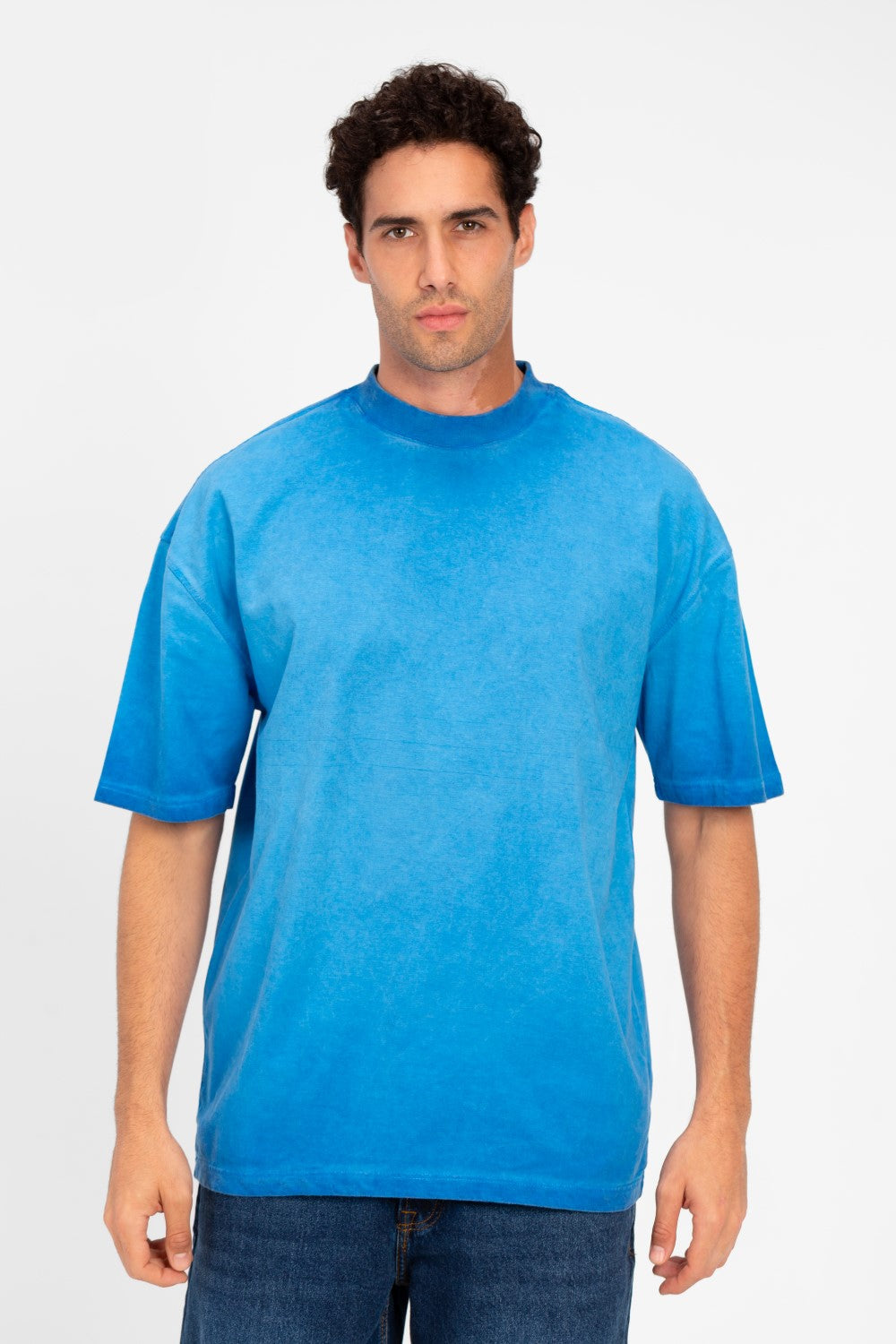 تي شيرت رجالي أساسي كبير الحجم بأكمام نصف دائرية