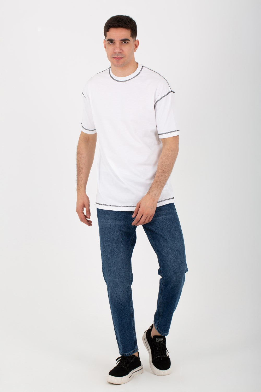 Mens Basic Oversize T-shirt With Round Neck And Short Sleeves
