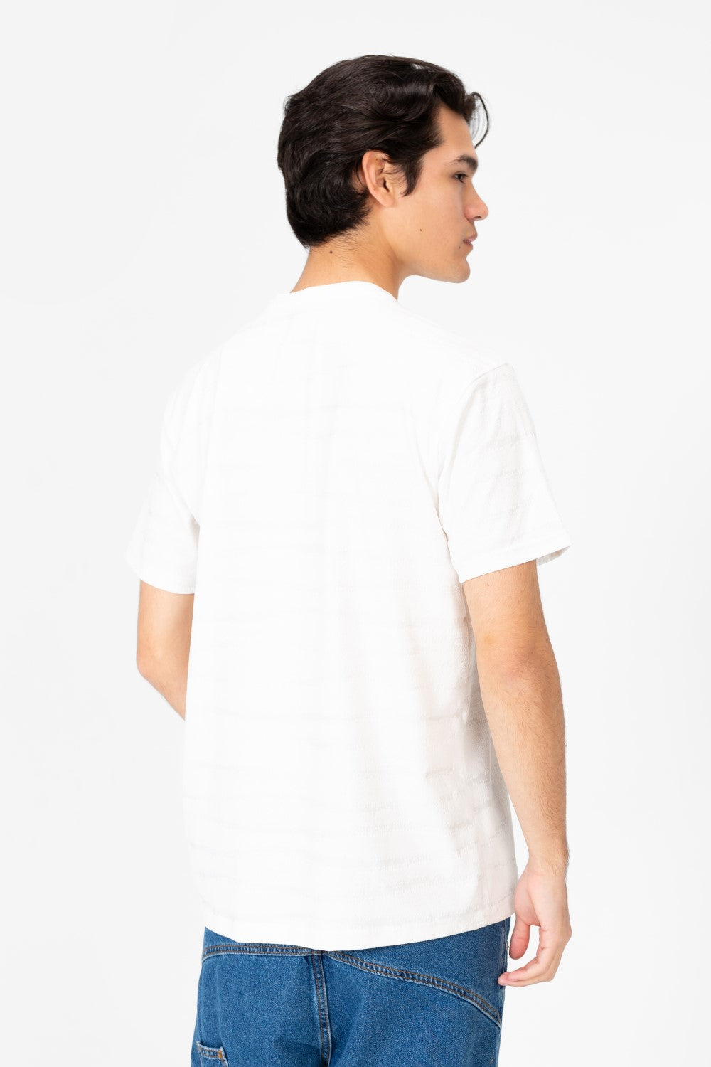 تي شيرت رجالي أساسي بأكمام نصفية ورقبة دائرية