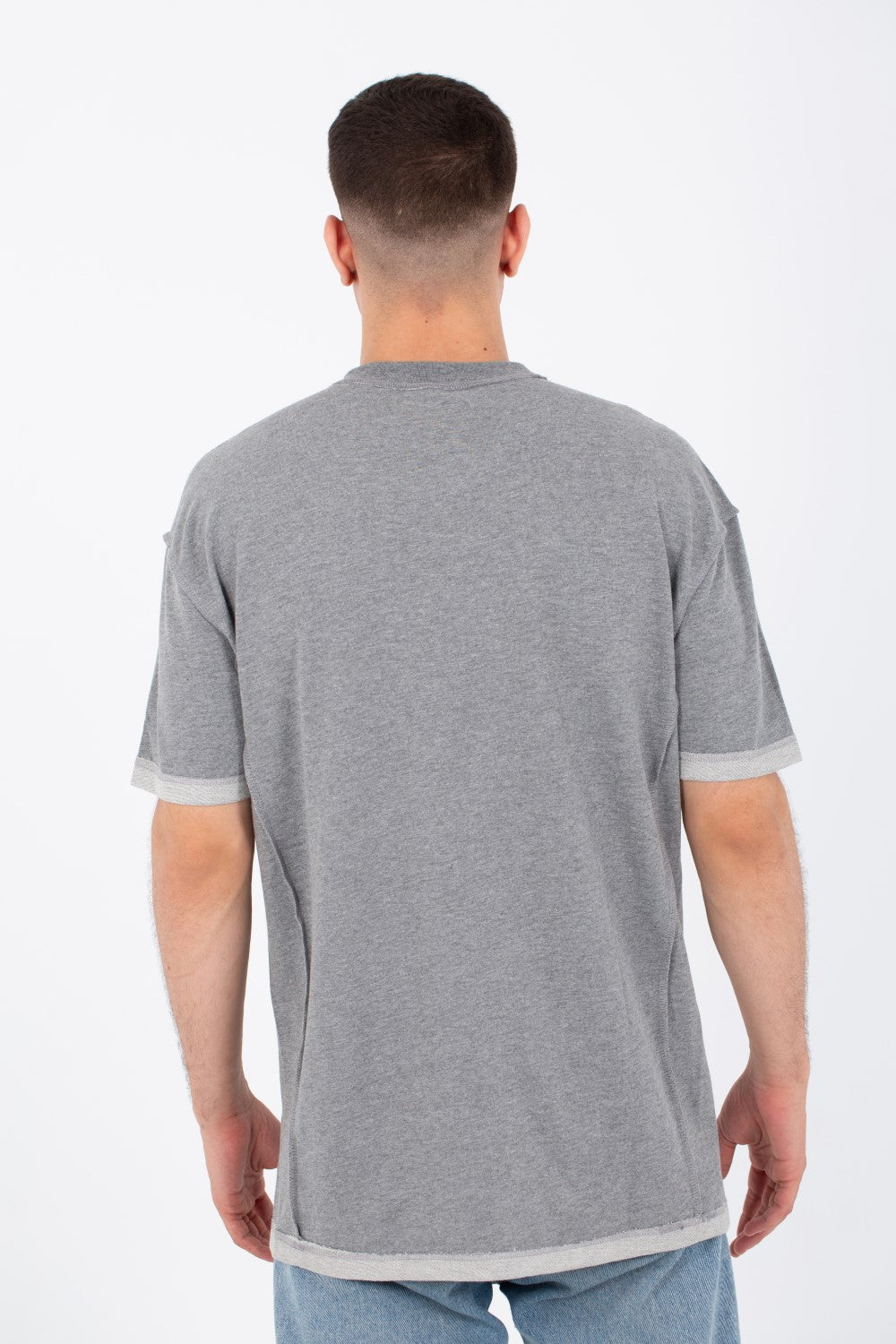 Mens Oversize Basic Plain T-shirt With A Round Neck And A Tomato Patch On The Front
