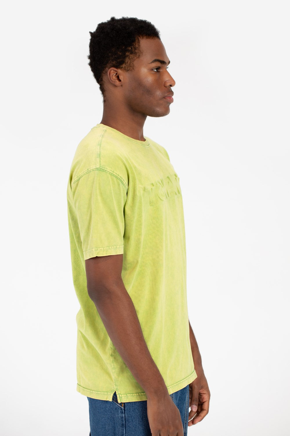 تي شيرت رجالي كبير الحجم بأكمام نصفية مغسول بالطماطم