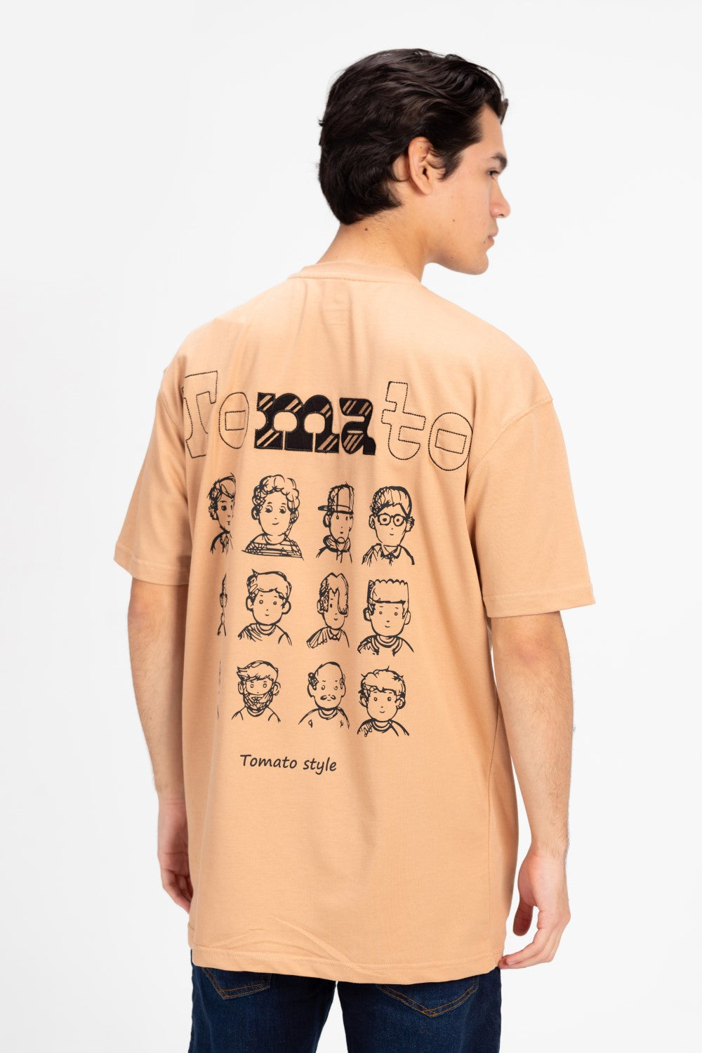 تي شيرت رجالي كبير الحجم بطبعة طماطم وأكمام نصفية