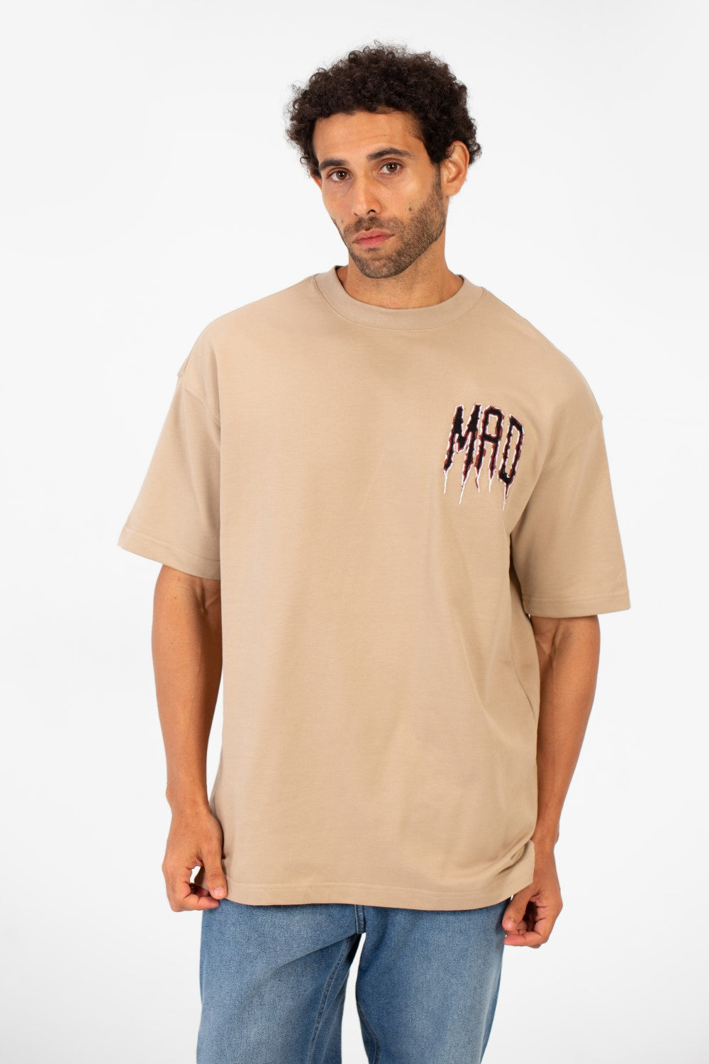 تي شيرت ميلتون رجالي بقصّة عادية وأكمام قصيرة مطبوع عليه طماطم صيفية