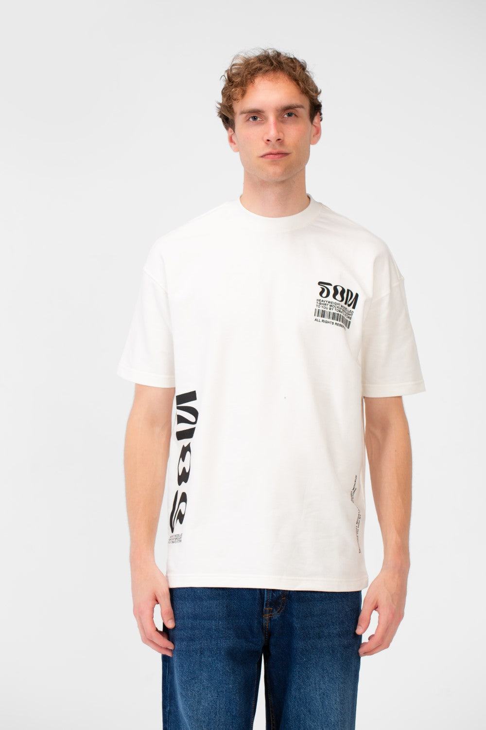 تي شيرت رجالي صيفي مطبوع عليه ميلتون بقصّة عادية وأكمام قصيرة