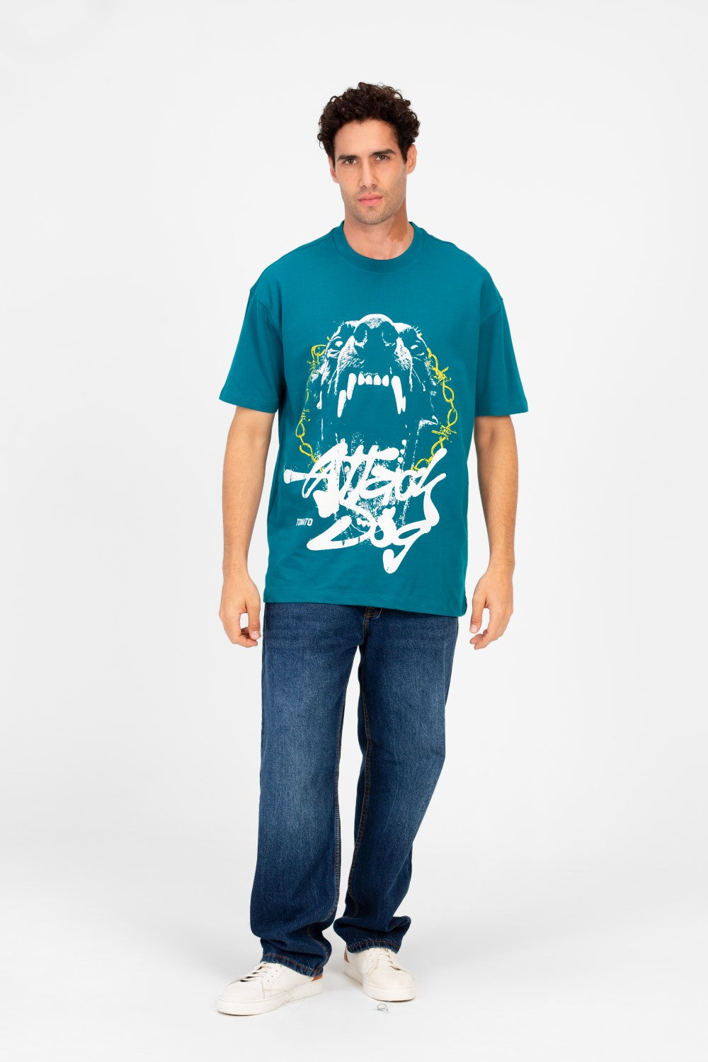 تي شيرت ميلتون رجالي عالي الجودة بقصة عادية وطبعة طماطم أمامية