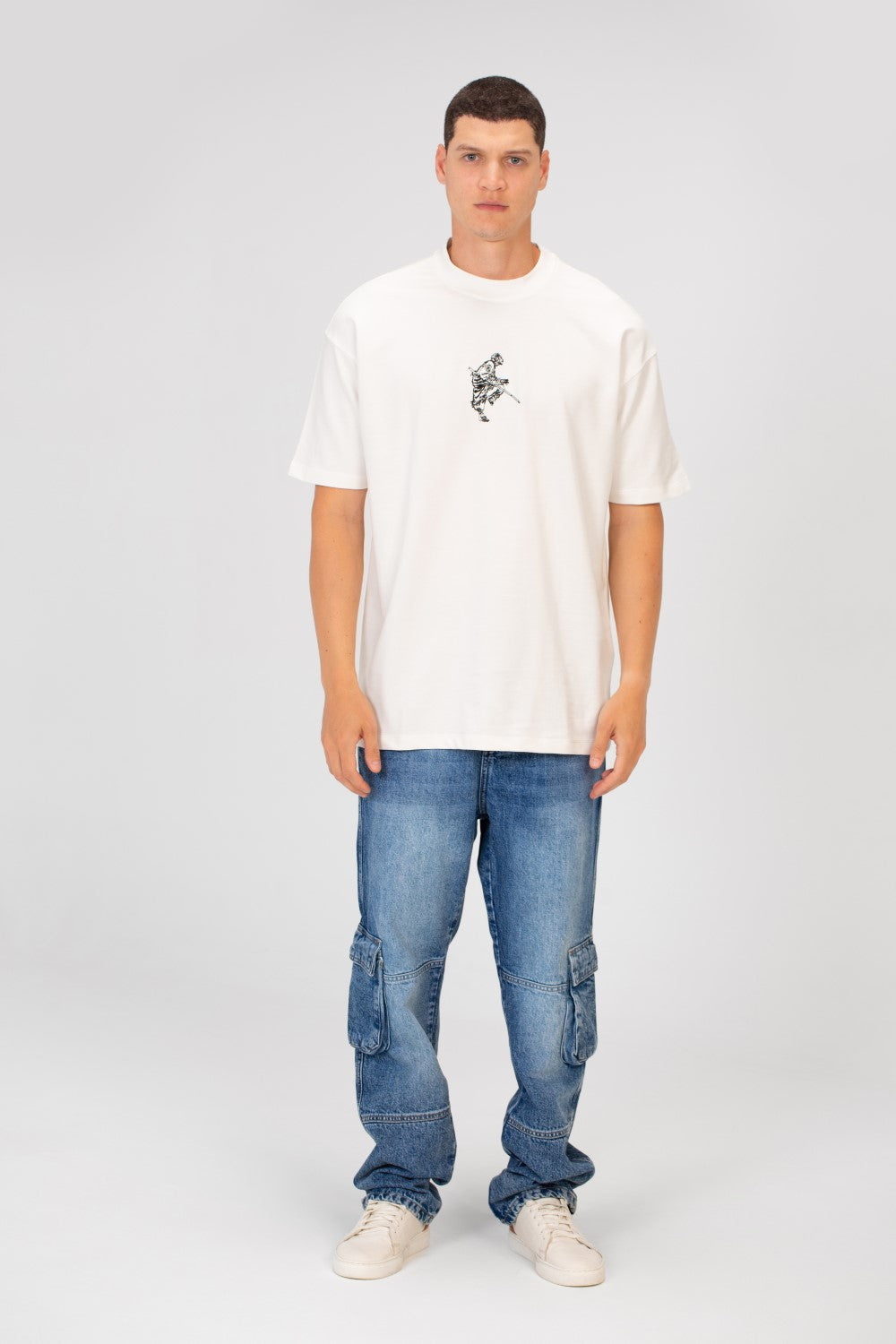 تي شيرت رجالي صيفي مطبوع عليه ميلتون برقبة دائرية وأكمام نصفية وقصّة عادية