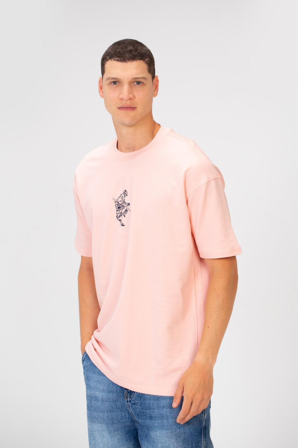 تي شيرت رجالي صيفي مطبوع عليه ميلتون برقبة دائرية وأكمام نصفية وقصّة عادية