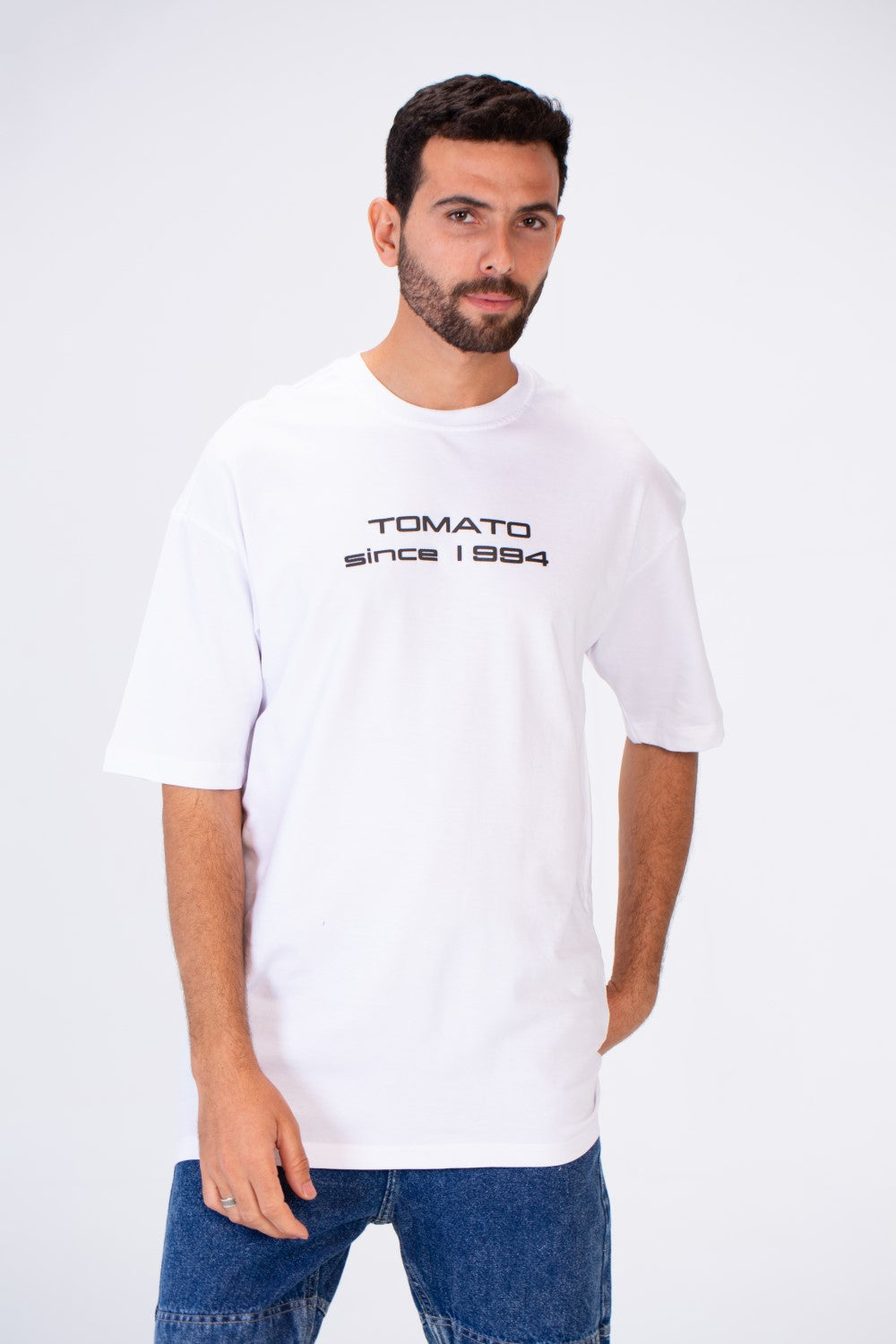 Men's Oversize T-shirt With A Round Neck And Tomato Print On The Front