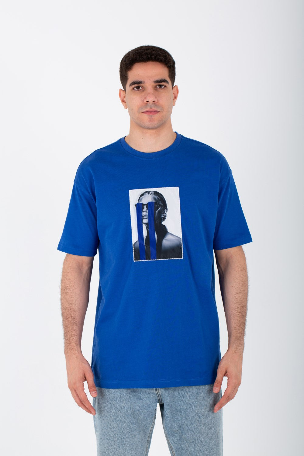 Mens Oversize T-shirt With Bravo Print On The Back And Comfortable Cotton Material