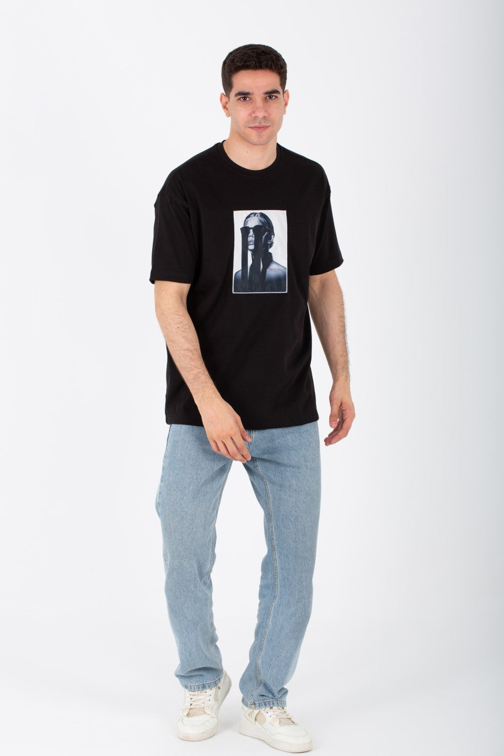 Mens Oversize T-shirt With Bravo Print On The Back And Comfortable Cotton Material
