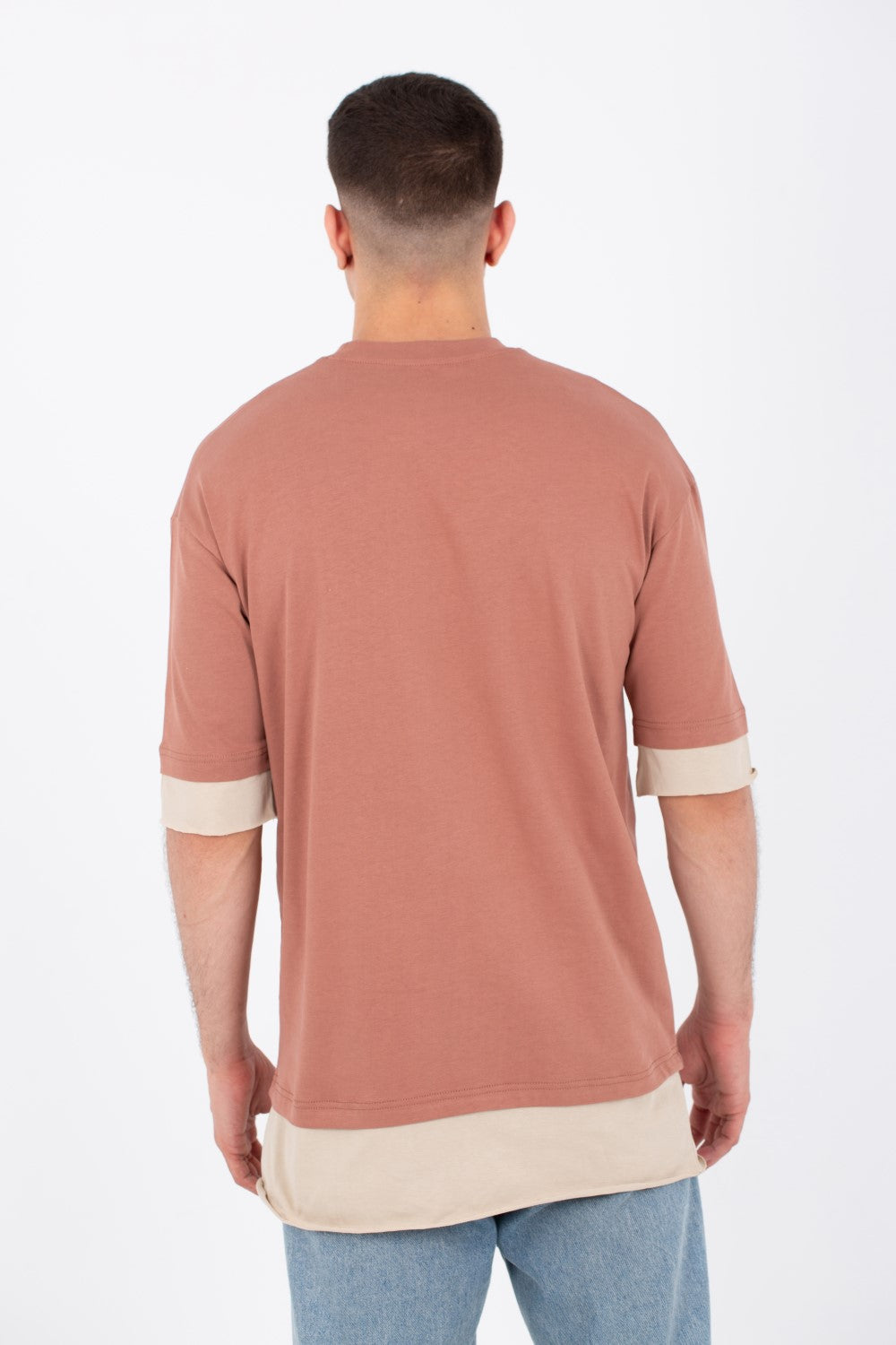 Mens Oversize Basic T-shirt With A Round Neck And Front Print