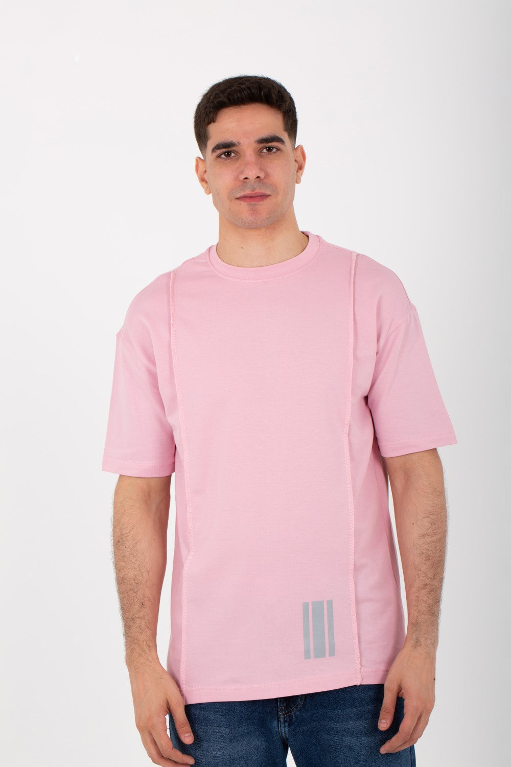 Mens Round Neck Oversize T-shirt With Short Sleeves And A Trendy Cut
