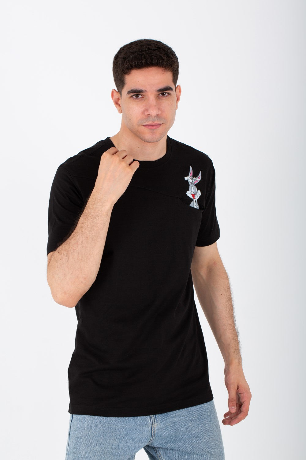 تي شيرت رجالي كبير الحجم برقبة دائرية وطبعة أرنب على الجهة الأمامية