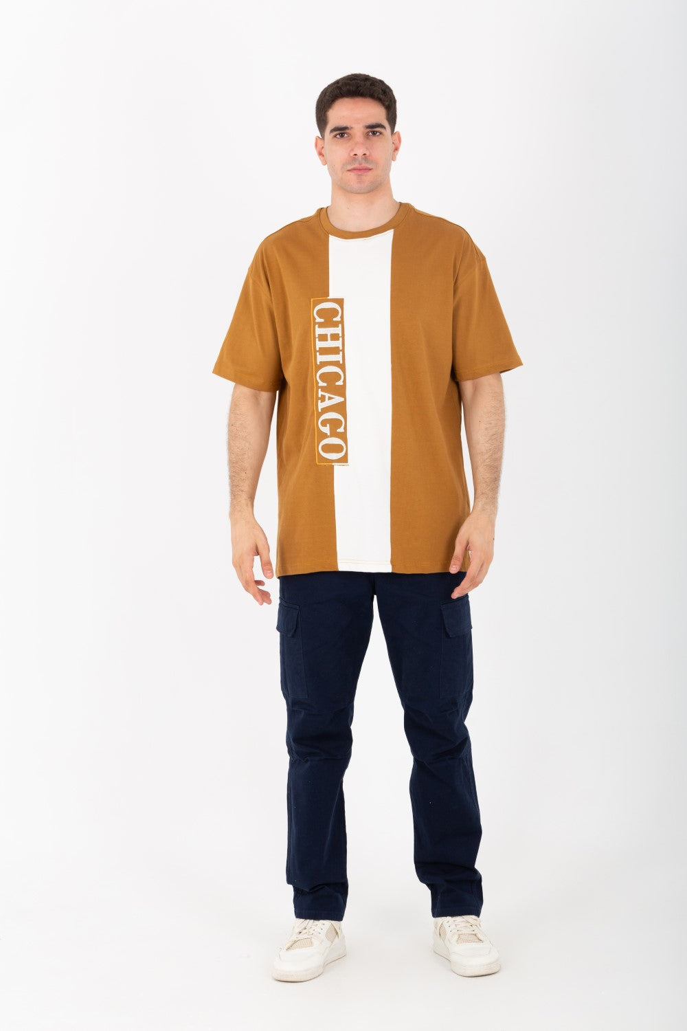 تي شيرت رجالي كبير الحجم برقبة دائرية مصنوع من قماش قابل للتهوية