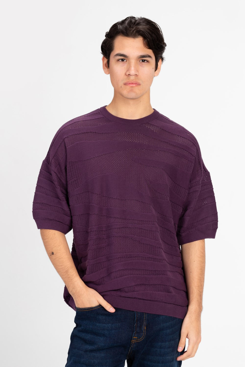 تي شيرت رجالي من قماش التريكو بأكمام قصيرة ورقبة دائرية