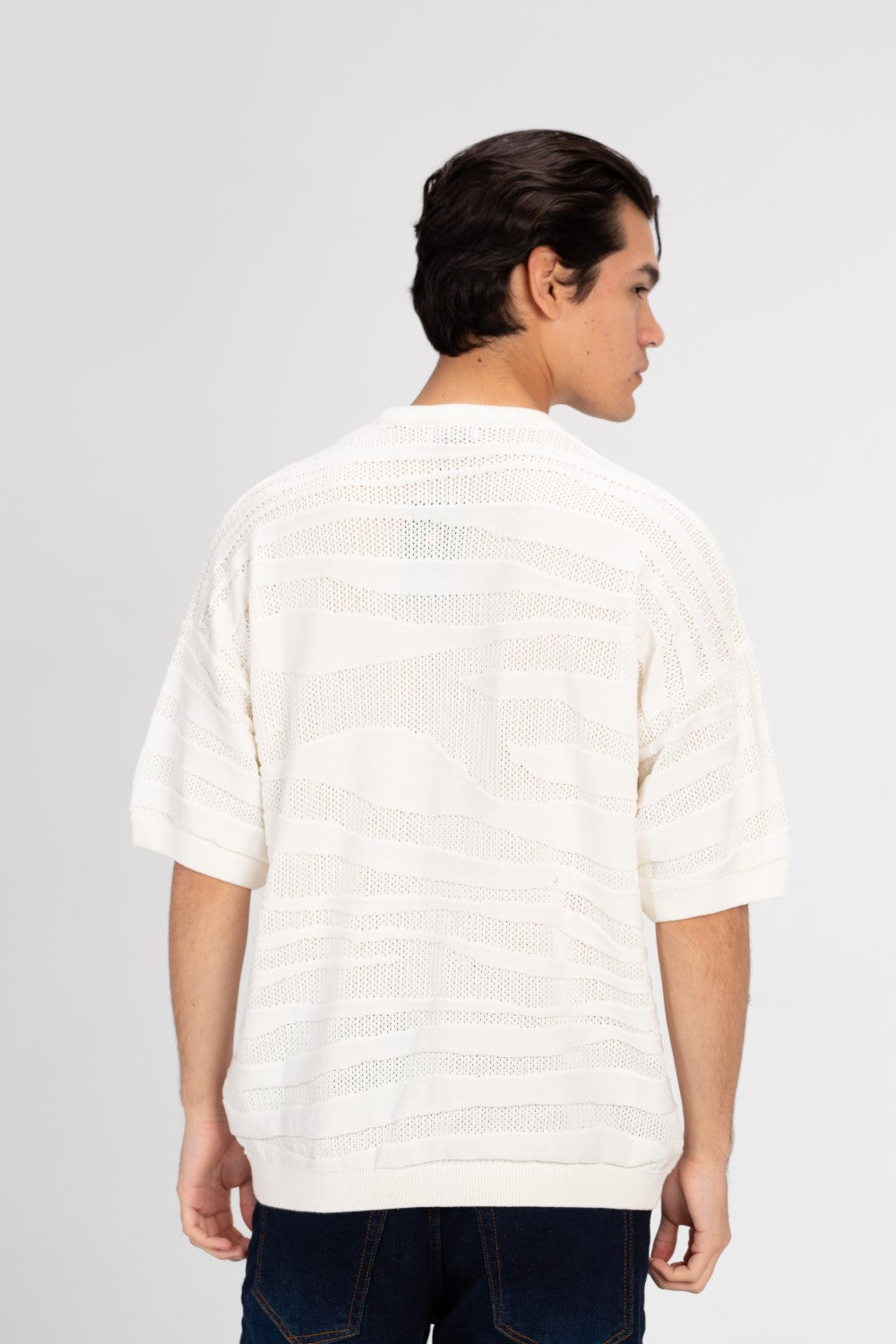 تي شيرت رجالي من قماش التريكو بأكمام قصيرة ورقبة دائرية