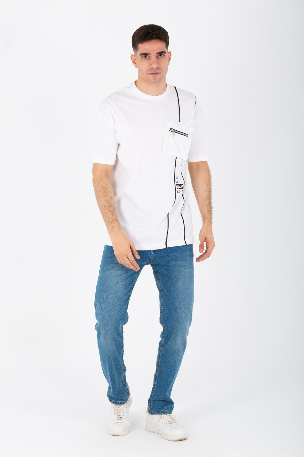 Men's Oversize Round Neck T-shirt With Front Print And Modern Fit