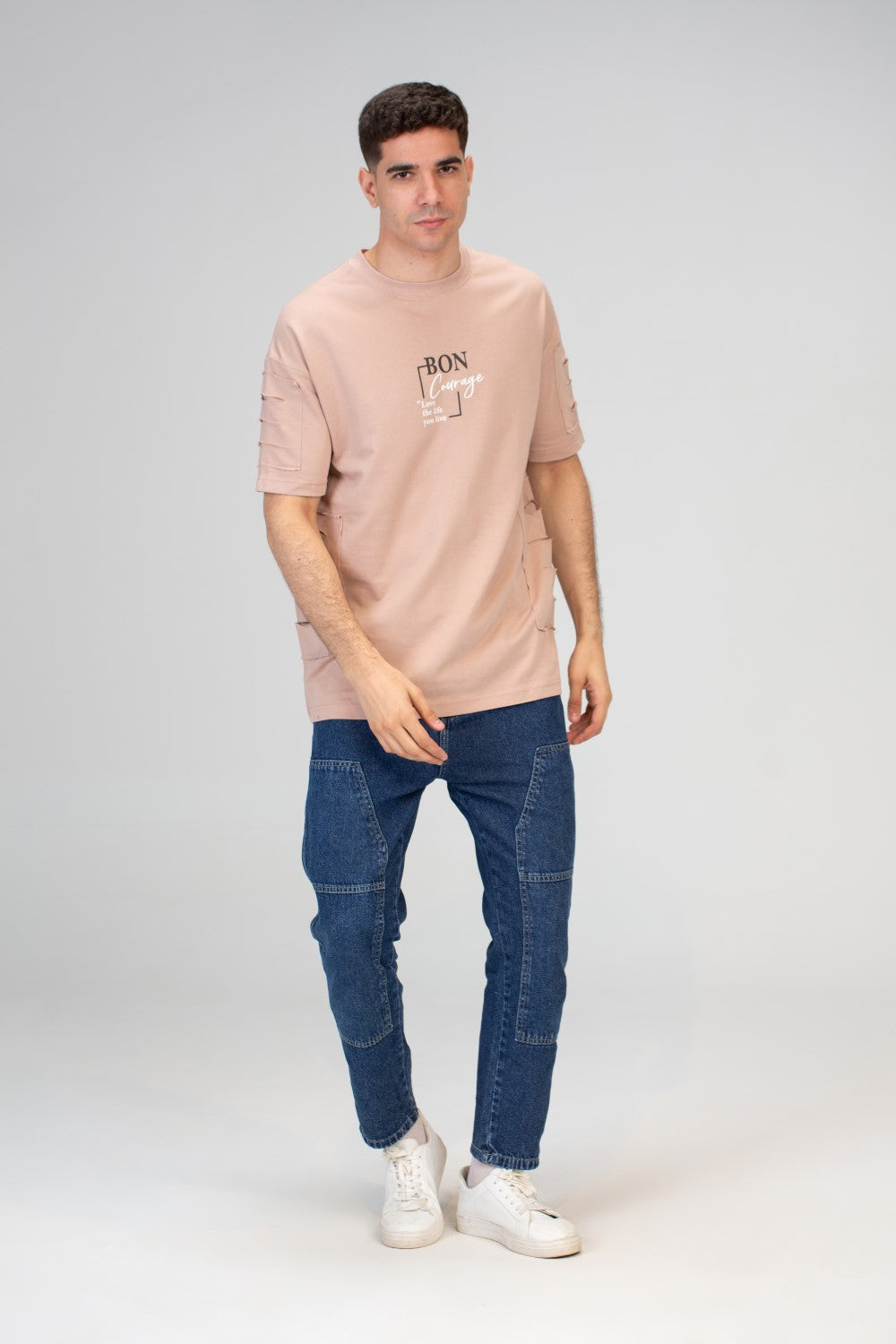 تي شيرت رجالي كبير الحجم بأكمام قصيرة ورقبة دائرية ومصنوع من مادة ميلتون