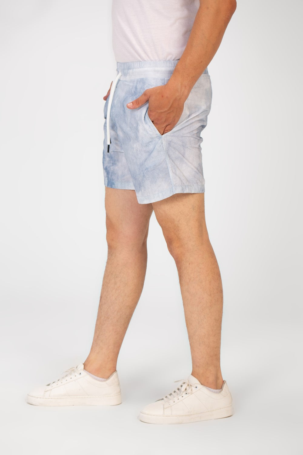 Men's Waterproof Swim Short With Elastic Waist And Pockets