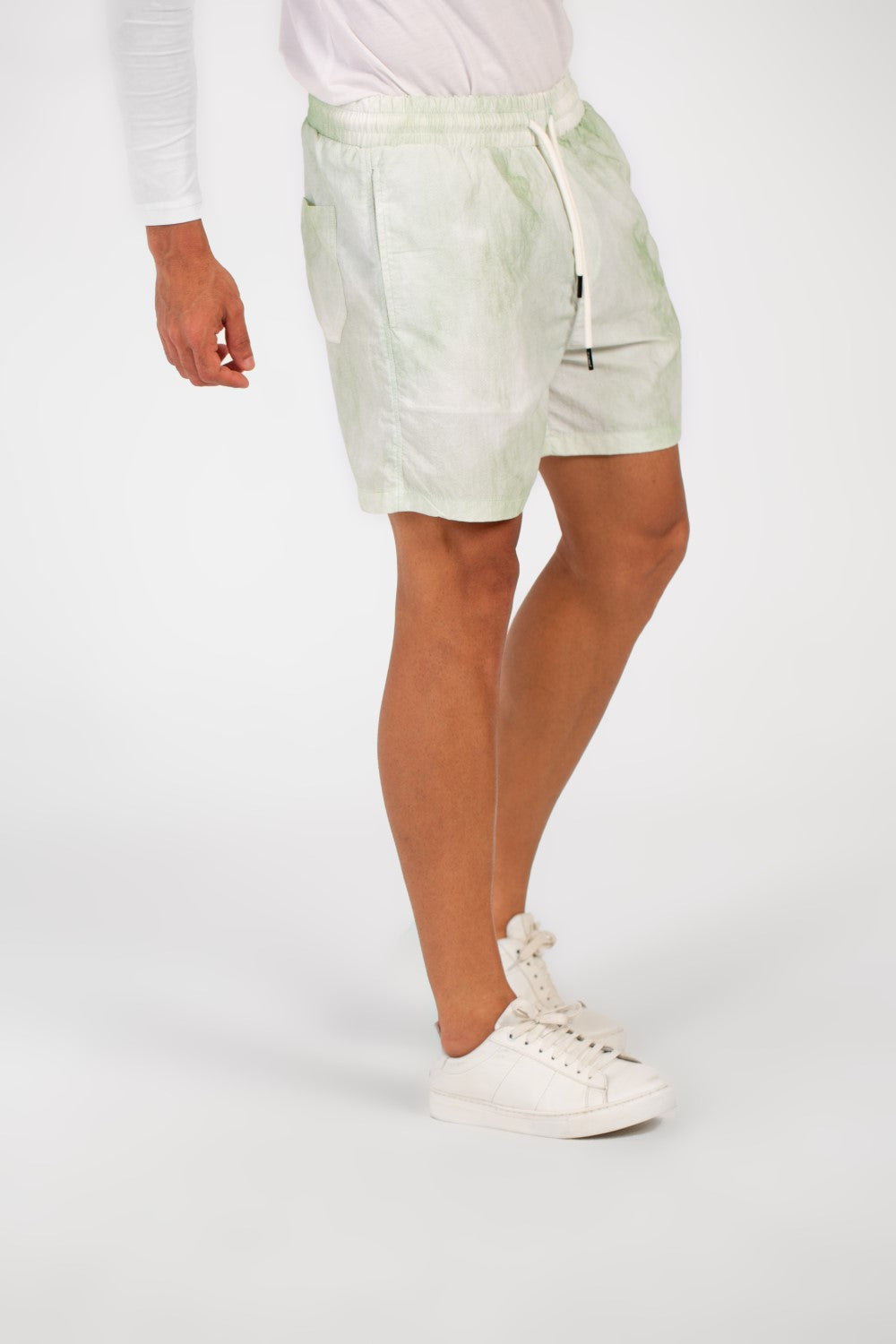 Men's Waterproof Swim Short With Elastic Waist And Pockets