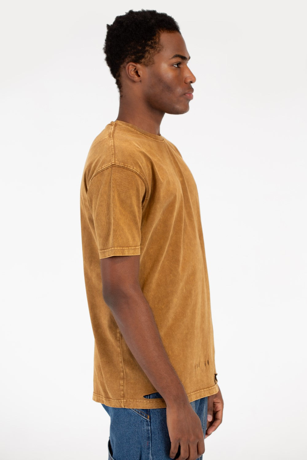 تي شيرت رجالي كبير الحجم مغسول ومقطع