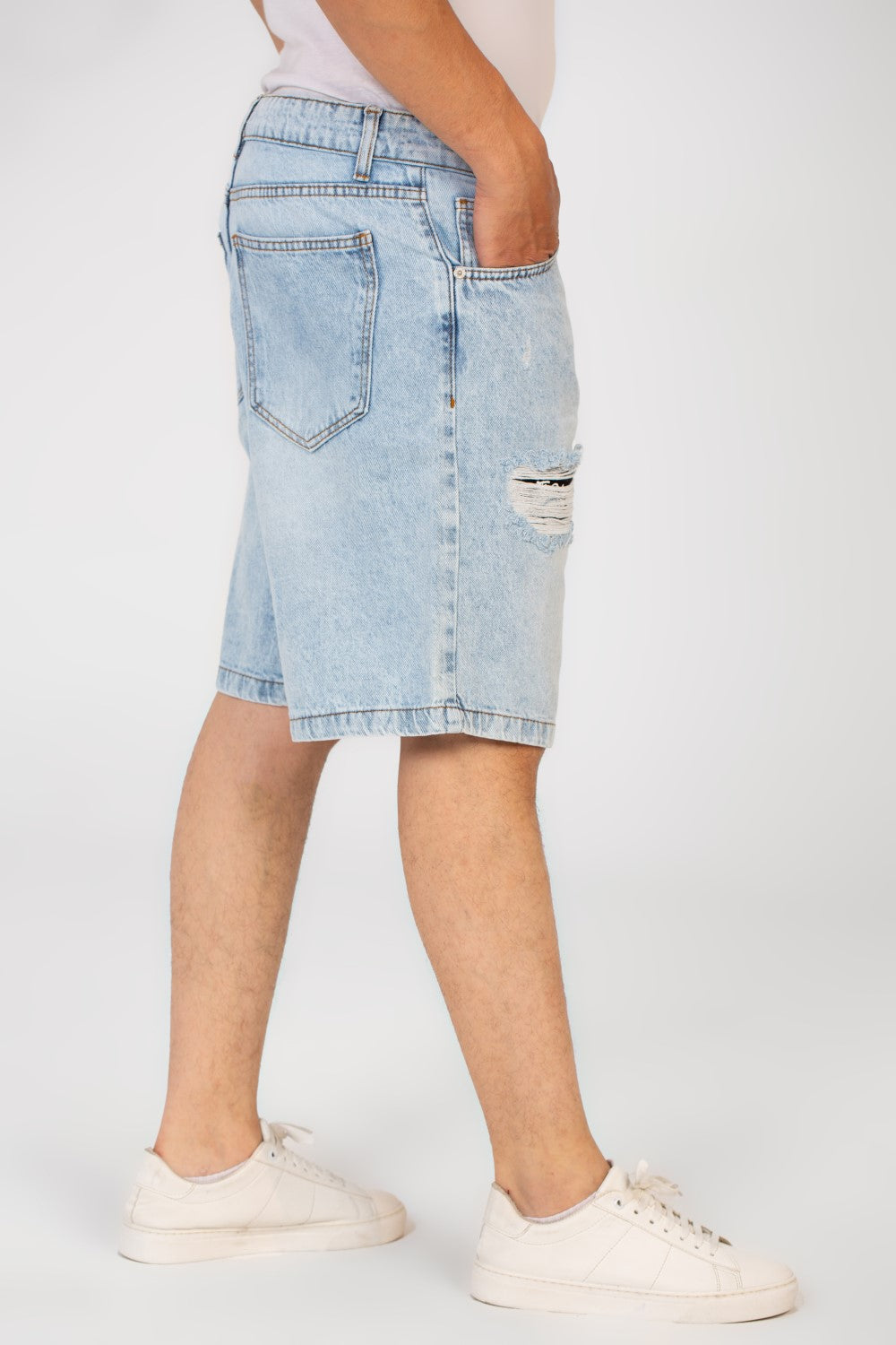 Men's Cutting Denim Short With Five Pockets And Essential Details