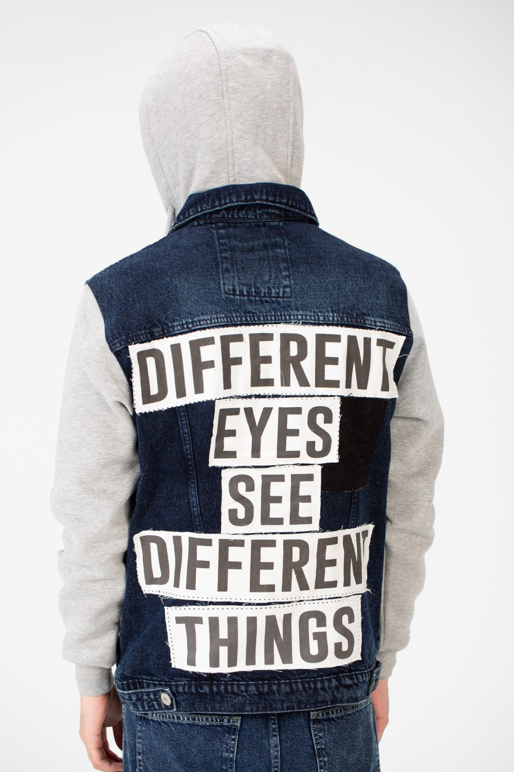 Men's Back Text Print Denim Jacket With Melton Sleeves And Hood