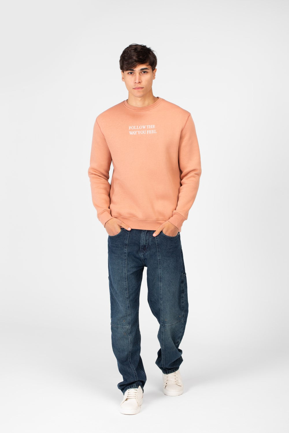 سويت شيرت رجالي مطبوع برقبة دائرية